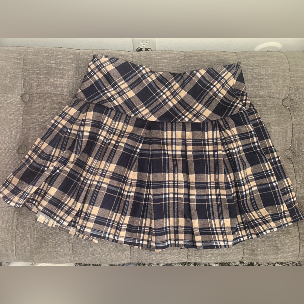 plaid pleated skirt